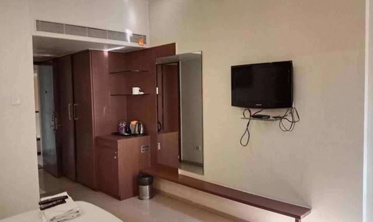 Fabhotel Prime Ivy Studio Pune Exterior photo